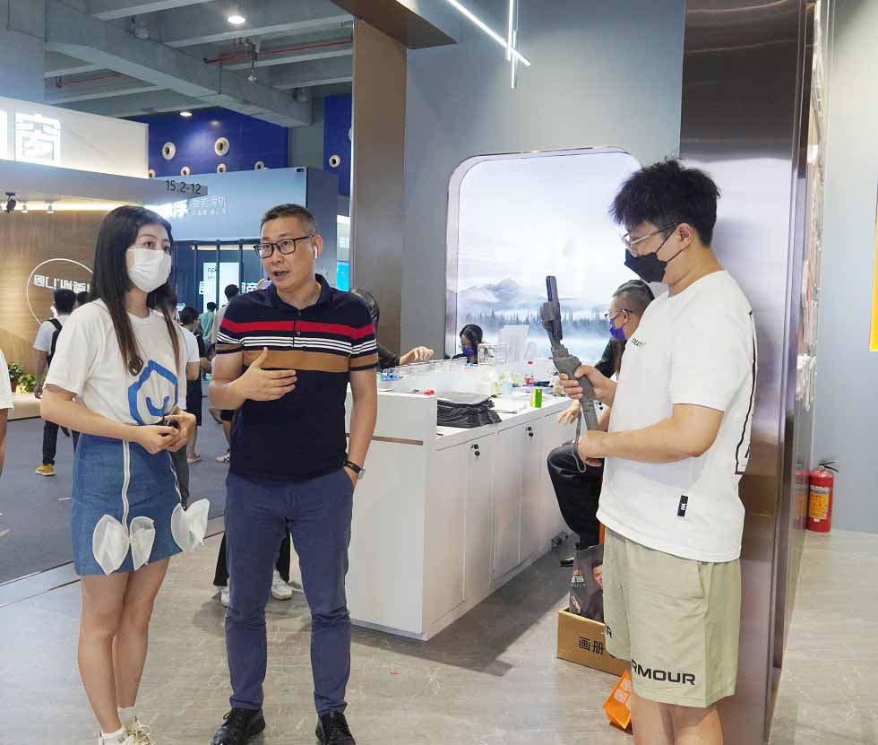 門窗十大品牌 同頻共振 聚享未來 正金門窗重磅閃耀廣州建博會