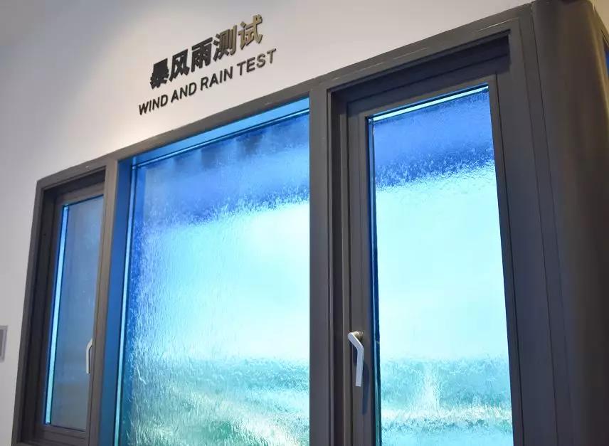  【產(chǎn)品測評】沿海防臺風(fēng)神器——正金120固特-注膠斷橋平開窗系列